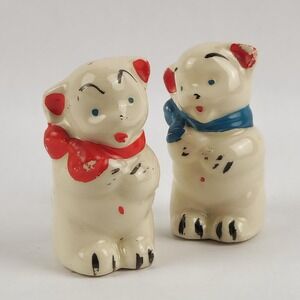 Shawnee Pottery White Bears in Bow Ties, Salt & Pepper Shaker Set - Vintage